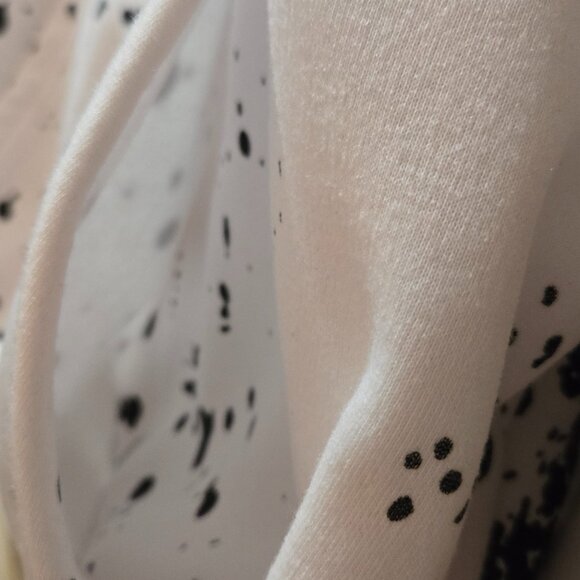 This is a Phat Farm hoodie with a black/white paint splatter design XL/TG - Picture 9 of 12